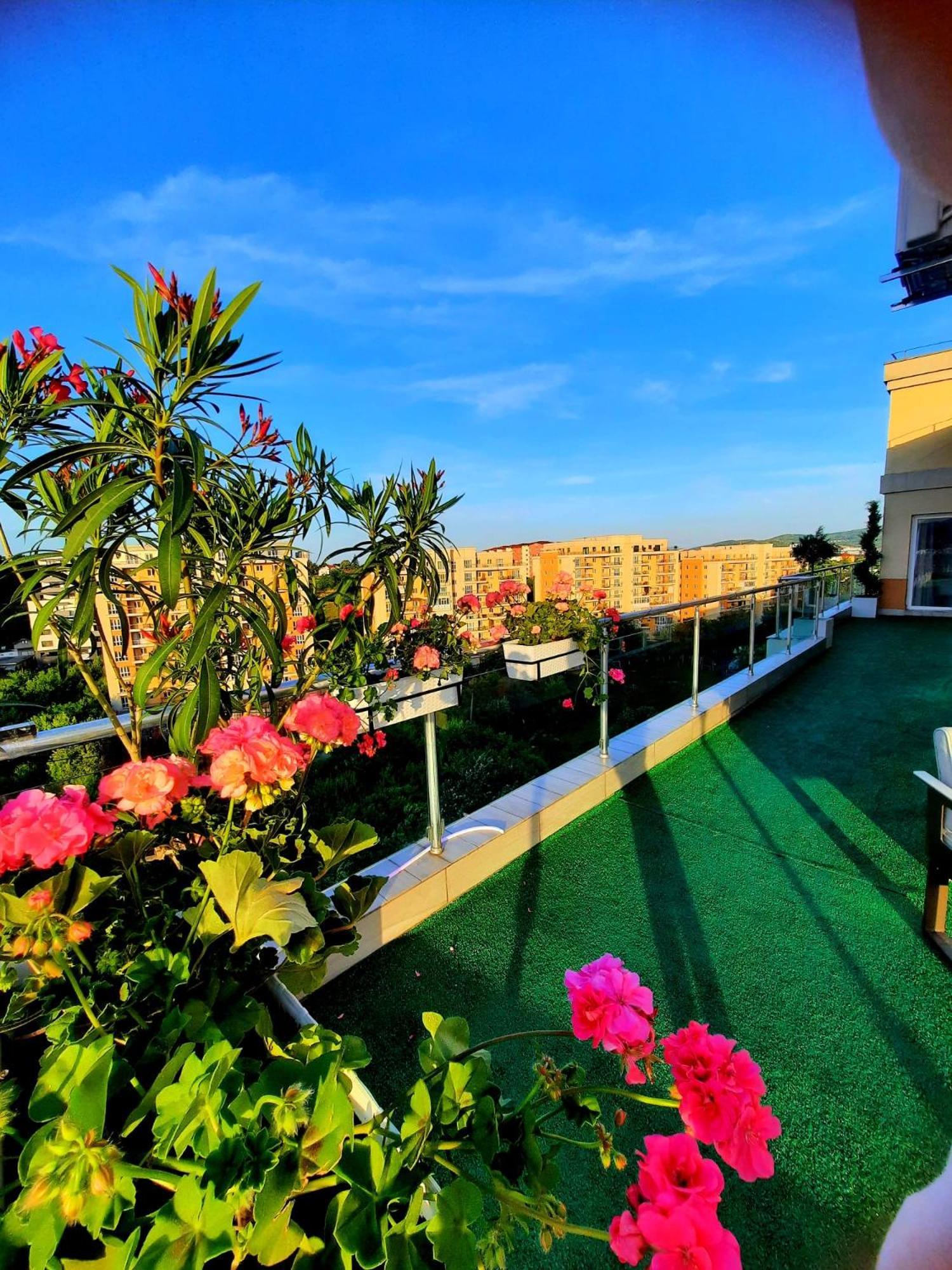 Апартаменти Penthouse View Aeroport Iasi 2 Екстер'єр фото