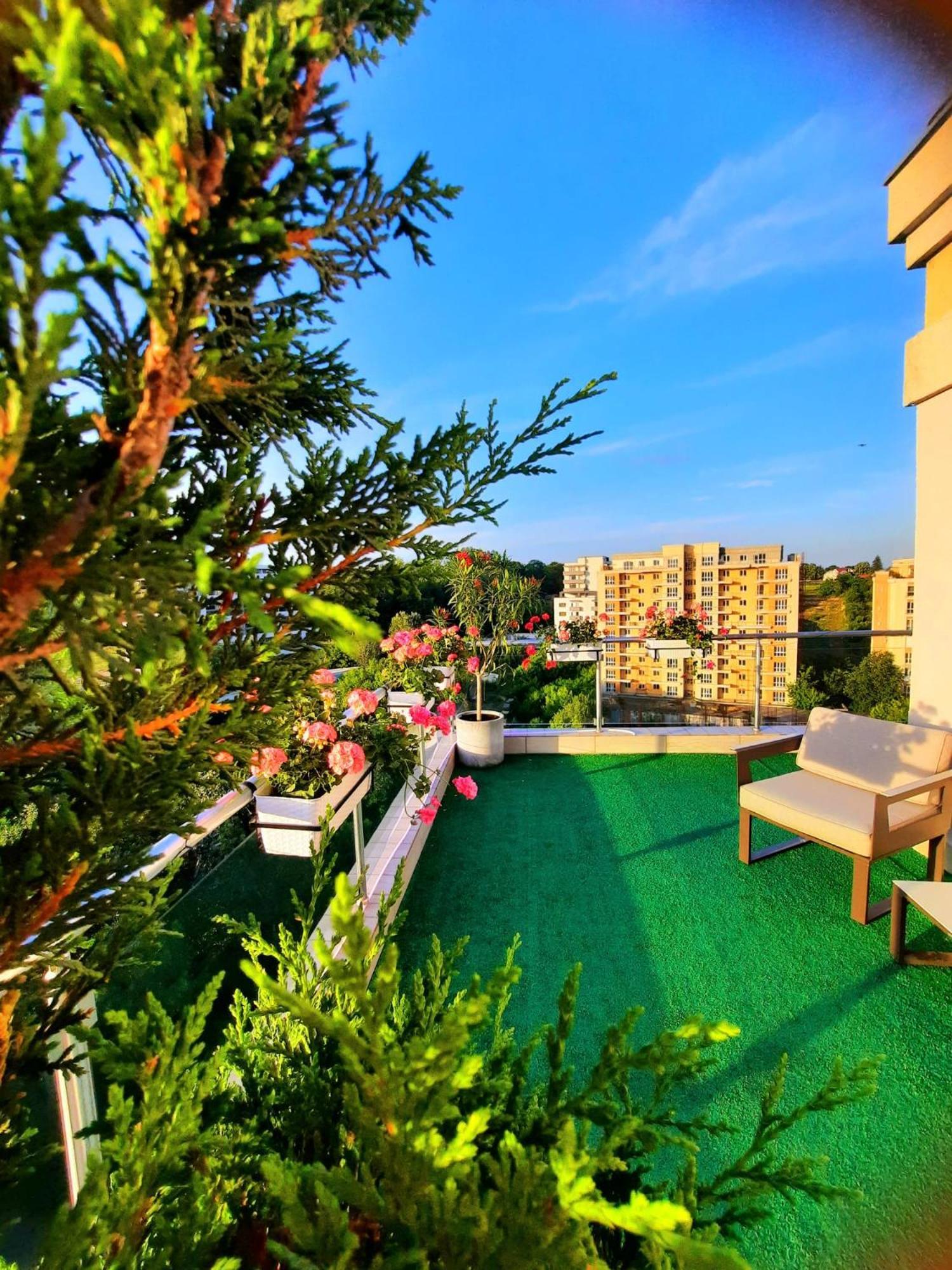 Апартаменти Penthouse View Aeroport Iasi 2 Екстер'єр фото